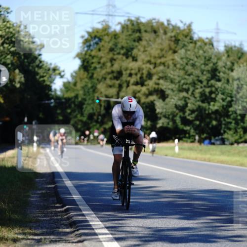07.09.2025 - 19. Norderstedt Triathlon Michael Burmester http://msf.ph/oto/8838881 07.09.2025 14:36:16 Radfahren 361, 968 meine-sportfotos.de