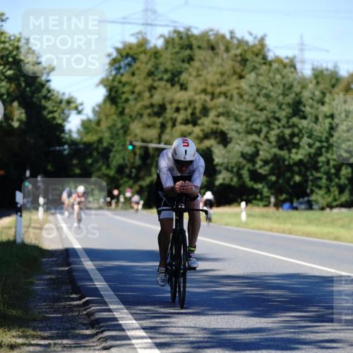 07.09.2025 - 19. Norderstedt Triathlon Michael Burmester http://msf.ph/oto/8838883 07.09.2025 14:36:16 Radfahren 361, 968 meine-sportfotos.de