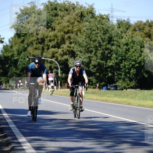07.09.2025 - 19. Norderstedt Triathlon Michael Burmester http://msf.ph/oto/8838898 07.09.2025 14:36:25 Radfahren 410, 439, 1478 meine-sportfotos.de