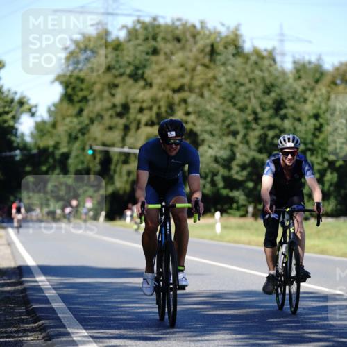 07.09.2025 - 19. Norderstedt Triathlon Michael Burmester http://msf.ph/oto/8838900 07.09.2025 14:36:26 Radfahren 410, 1478 meine-sportfotos.de