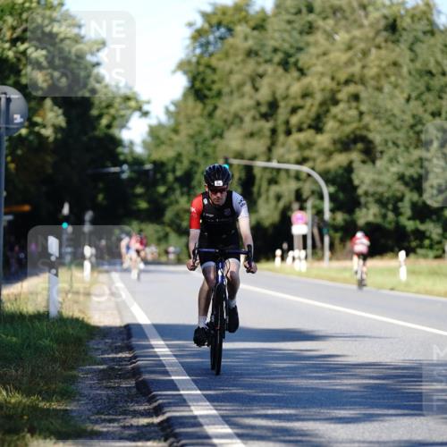 07.09.2025 - 19. Norderstedt Triathlon Michael Burmester http://msf.ph/oto/8838908 07.09.2025 14:36:35 Radfahren 970 meine-sportfotos.de