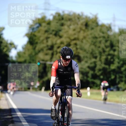 07.09.2025 - 19. Norderstedt Triathlon Michael Burmester http://msf.ph/oto/8838910 07.09.2025 14:36:36 Radfahren 970 meine-sportfotos.de
