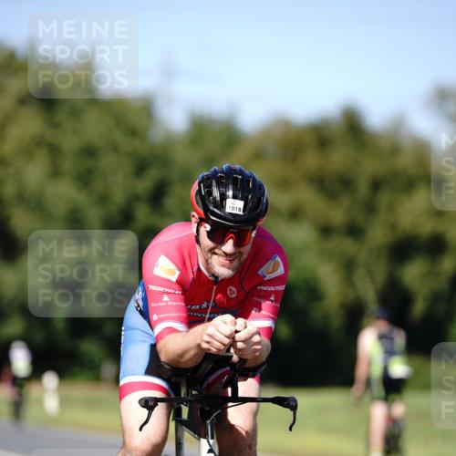 07.09.2025 - 19. Norderstedt Triathlon Michael Burmester http://msf.ph/oto/8838924 07.09.2025 14:36:45 Radfahren 1019 meine-sportfotos.de