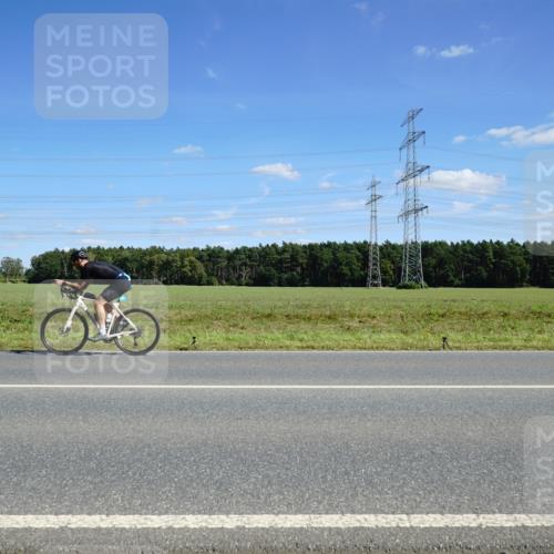 07.09.2025 - 19. Norderstedt Triathlon Michael Burmester http://msf.ph/oto/8838929 07.09.2025 14:19:28 Radfahren 1038 meine-sportfotos.de