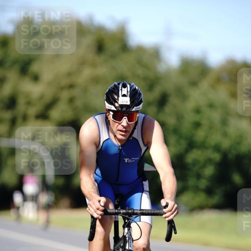 07.09.2025 - 19. Norderstedt Triathlon Michael Burmester http://msf.ph/oto/8838932 07.09.2025 14:36:49 Radfahren 1510 meine-sportfotos.de