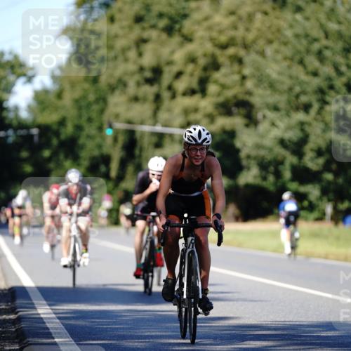 07.09.2025 - 19. Norderstedt Triathlon Michael Burmester http://msf.ph/oto/8838943 07.09.2025 14:36:55 Radfahren 457, 879, 977 meine-sportfotos.de