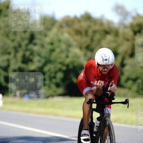 07.09.2025 - 19. Norderstedt Triathlon Michael Burmester http://msf.ph/oto/8838954 07.09.2025 14:36:58 Radfahren 445, 457, 879, 908, 977 meine-sportfotos.de