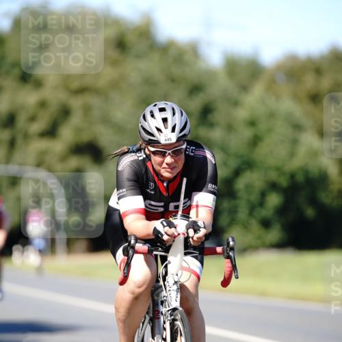 07.09.2025 - 19. Norderstedt Triathlon Michael Burmester http://msf.ph/oto/8838956 07.09.2025 14:36:59 Radfahren 445, 457, 879, 908, 977 meine-sportfotos.de