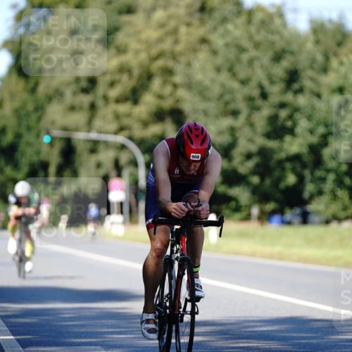 07.09.2025 - 19. Norderstedt Triathlon Michael Burmester http://msf.ph/oto/8838960 07.09.2025 14:37:00 Radfahren 445, 879, 908, 977 meine-sportfotos.de