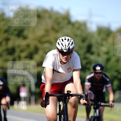 07.09.2025 - 19. Norderstedt Triathlon Michael Burmester http://msf.ph/oto/8838977 07.09.2025 14:37:06 Radfahren 979, 1430, 1431, 1481 meine-sportfotos.de
