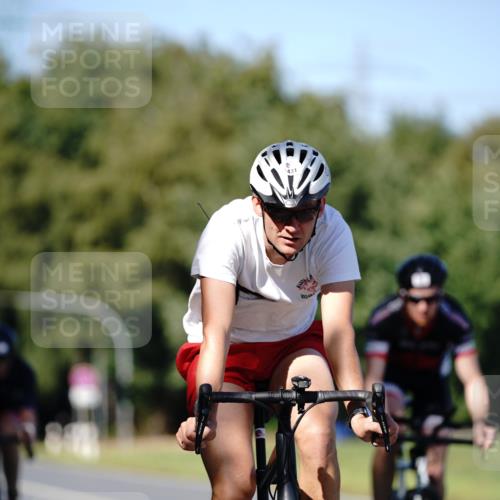 07.09.2025 - 19. Norderstedt Triathlon Michael Burmester http://msf.ph/oto/8838979 07.09.2025 14:37:06 Radfahren 979, 1430, 1431, 1481 meine-sportfotos.de