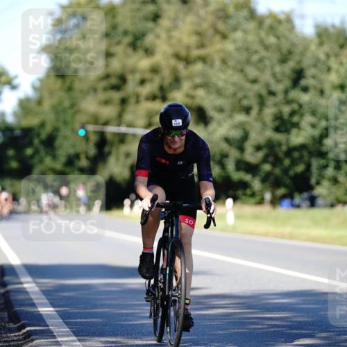 07.09.2025 - 19. Norderstedt Triathlon Michael Burmester http://msf.ph/oto/8838981 07.09.2025 14:37:07 Radfahren 979, 1430, 1431, 1481 meine-sportfotos.de