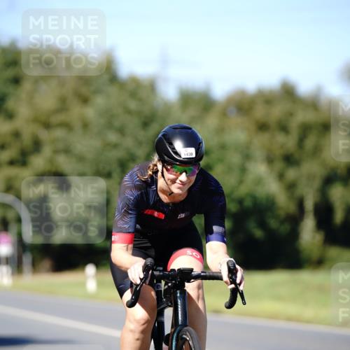 07.09.2025 - 19. Norderstedt Triathlon Michael Burmester http://msf.ph/oto/8838985 07.09.2025 14:37:08 Radfahren 979, 1430, 1431 meine-sportfotos.de