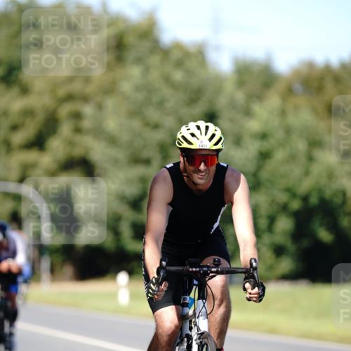 07.09.2025 - 19. Norderstedt Triathlon Michael Burmester http://msf.ph/oto/8838990 07.09.2025 14:37:17 Radfahren 1456, 1471 meine-sportfotos.de