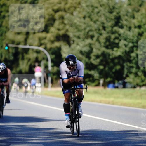 07.09.2025 - 19. Norderstedt Triathlon Michael Burmester http://msf.ph/oto/8838994 07.09.2025 14:37:18 Radfahren 363, 1456, 1471 meine-sportfotos.de