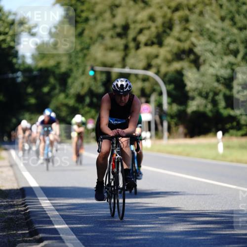 07.09.2025 - 19. Norderstedt Triathlon Michael Burmester http://msf.ph/oto/8839000 07.09.2025 14:37:19 Radfahren 363, 1456, 1471, 1489 meine-sportfotos.de