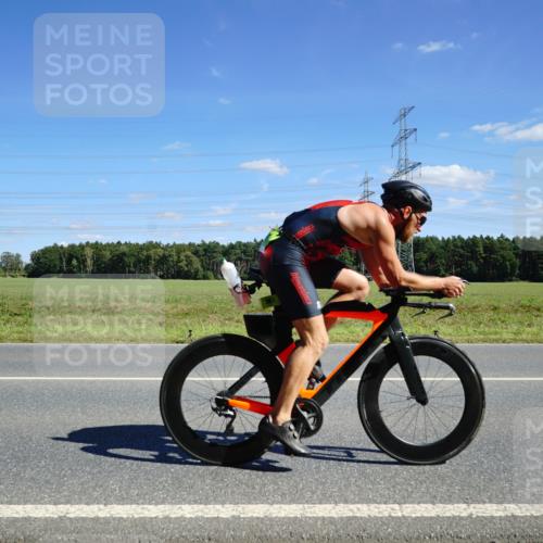 07.09.2025 - 19. Norderstedt Triathlon Michael Burmester http://msf.ph/oto/8839001 07.09.2025 14:19:44 Radfahren 959, 961, 992 meine-sportfotos.de