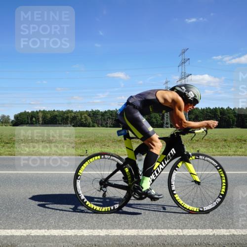 07.09.2025 - 19. Norderstedt Triathlon Michael Burmester http://msf.ph/oto/8839015 07.09.2025 14:19:57 Radfahren 876, 1457, 1468 meine-sportfotos.de
