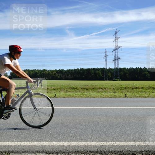 07.09.2025 - 19. Norderstedt Triathlon Michael Burmester http://msf.ph/oto/8839018 07.09.2025 12:10:24 Radfahren 150, 823, 1296, 1359 meine-sportfotos.de