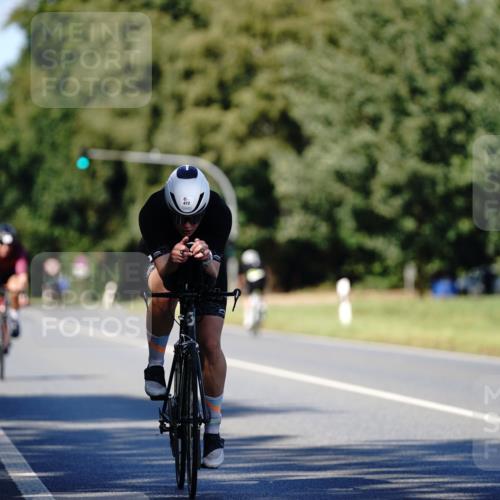 07.09.2025 - 19. Norderstedt Triathlon Michael Burmester http://msf.ph/oto/8839032 07.09.2025 14:37:27 Radfahren 469, 472, 475, 1453, 1469, 1470 meine-sportfotos.de