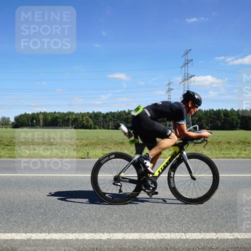 07.09.2025 - 19. Norderstedt Triathlon Michael Burmester http://msf.ph/oto/8839033 07.09.2025 14:20:03 Radfahren 876, 989, 995 meine-sportfotos.de
