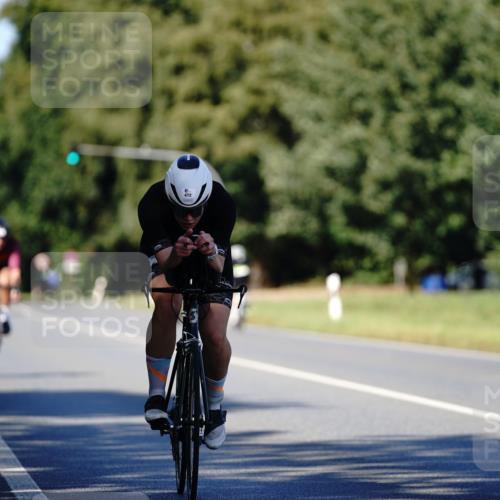 07.09.2025 - 19. Norderstedt Triathlon Michael Burmester http://msf.ph/oto/8839034 07.09.2025 14:37:28 Radfahren 469, 472, 475, 1453, 1465, 1470 meine-sportfotos.de