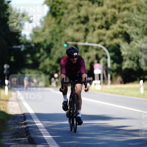 07.09.2025 - 19. Norderstedt Triathlon Michael Burmester http://msf.ph/oto/8839040 07.09.2025 14:37:30 Radfahren 472, 1465 meine-sportfotos.de