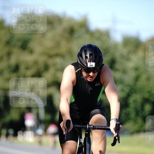 07.09.2025 - 19. Norderstedt Triathlon Michael Burmester http://msf.ph/oto/8839062 07.09.2025 14:37:51 Radfahren 863, 888, 1014 meine-sportfotos.de