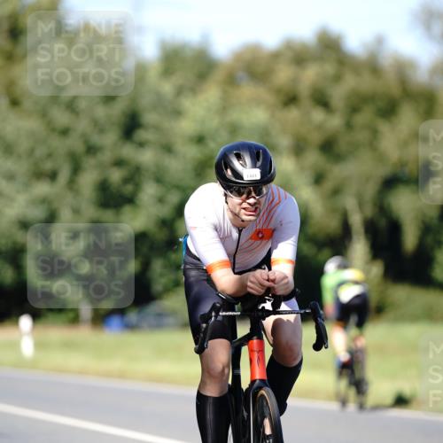 07.09.2025 - 19. Norderstedt Triathlon Michael Burmester http://msf.ph/oto/8839084 07.09.2025 14:38:01 Radfahren 399, 972, 993, 1401, 1422 meine-sportfotos.de