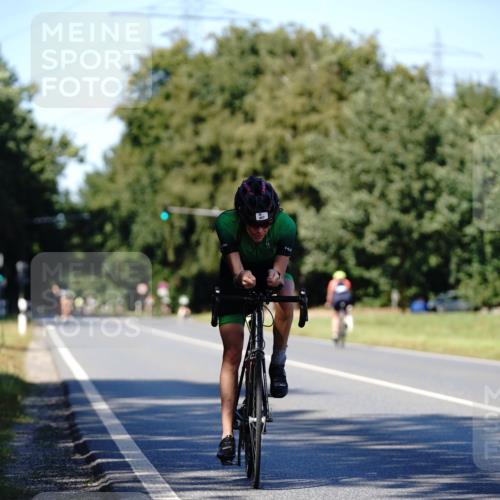 07.09.2025 - 19. Norderstedt Triathlon Michael Burmester http://msf.ph/oto/8839092 07.09.2025 14:38:07 Radfahren 467 meine-sportfotos.de