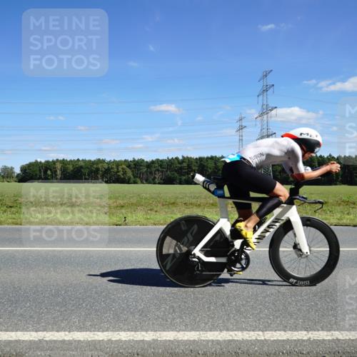 07.09.2025 - 19. Norderstedt Triathlon Michael Burmester http://msf.ph/oto/8839093 07.09.2025 14:20:13 Radfahren 388, 986, 1010, 1421 meine-sportfotos.de