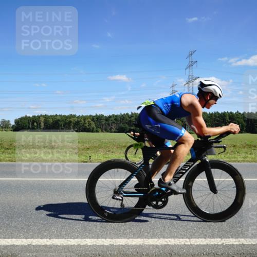 07.09.2025 - 19. Norderstedt Triathlon Michael Burmester http://msf.ph/oto/8839098 07.09.2025 14:20:13 Radfahren 388, 986, 1010, 1421 meine-sportfotos.de