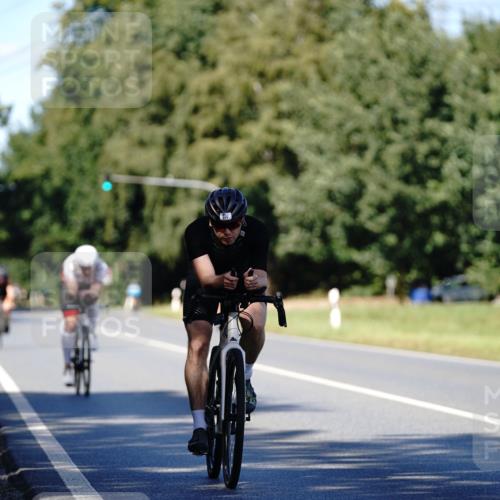 07.09.2025 - 19. Norderstedt Triathlon Michael Burmester http://msf.ph/oto/8839109 07.09.2025 14:38:29 Radfahren 422, 877 meine-sportfotos.de