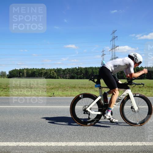07.09.2025 - 19. Norderstedt Triathlon Michael Burmester http://msf.ph/oto/8839113 07.09.2025 14:20:16 Radfahren 976, 1010, 1421 meine-sportfotos.de