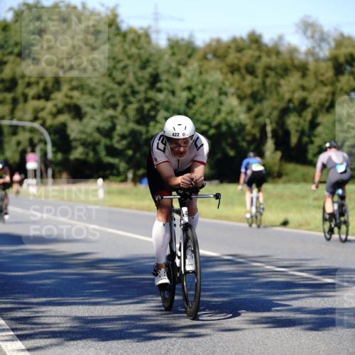 07.09.2025 - 19. Norderstedt Triathlon Michael Burmester http://msf.ph/oto/8839116 07.09.2025 14:38:31 Radfahren 422, 877 meine-sportfotos.de