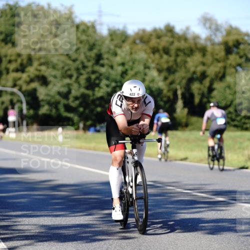 07.09.2025 - 19. Norderstedt Triathlon Michael Burmester http://msf.ph/oto/8839118 07.09.2025 14:38:31 Radfahren 422, 877 meine-sportfotos.de