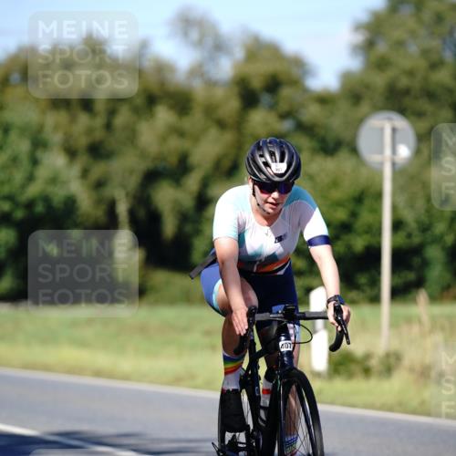 07.09.2025 - 19. Norderstedt Triathlon Michael Burmester http://msf.ph/oto/8839160 07.09.2025 14:38:55 Radfahren 407, 1466 meine-sportfotos.de