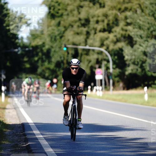 07.09.2025 - 19. Norderstedt Triathlon Michael Burmester http://msf.ph/oto/8839163 07.09.2025 14:39:06 Radfahren 1026 meine-sportfotos.de