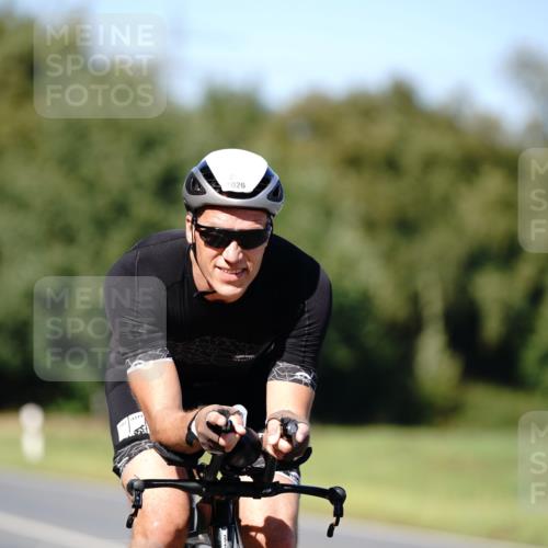 07.09.2025 - 19. Norderstedt Triathlon Michael Burmester http://msf.ph/oto/8839166 07.09.2025 14:39:07 Radfahren 1026 meine-sportfotos.de