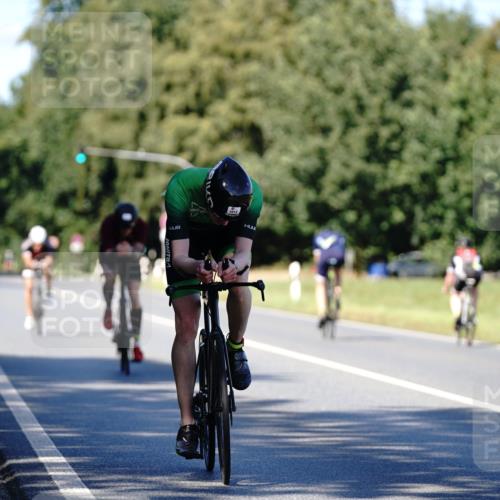 07.09.2025 - 19. Norderstedt Triathlon Michael Burmester http://msf.ph/oto/8839168 07.09.2025 14:39:11 Radfahren 393, 1013 meine-sportfotos.de
