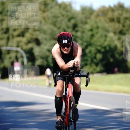 07.09.2025 - 19. Norderstedt Triathlon Michael Burmester http://msf.ph/oto/8839181 07.09.2025 14:39:24 Radfahren 964, 1009, 1027, 1040 meine-sportfotos.de