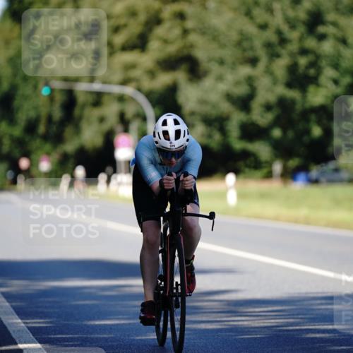 07.09.2025 - 19. Norderstedt Triathlon Michael Burmester http://msf.ph/oto/8839189 07.09.2025 14:39:31 Radfahren 379 meine-sportfotos.de