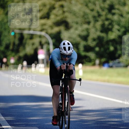 07.09.2025 - 19. Norderstedt Triathlon Michael Burmester http://msf.ph/oto/8839190 07.09.2025 14:39:31 Radfahren 379 meine-sportfotos.de