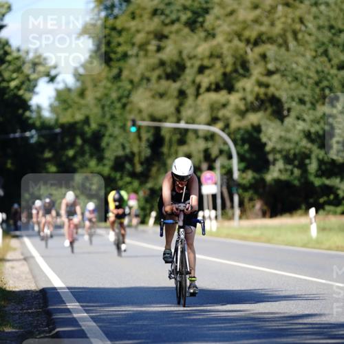 07.09.2025 - 19. Norderstedt Triathlon Michael Burmester http://msf.ph/oto/8839201 07.09.2025 14:39:50 Radfahren 462 meine-sportfotos.de