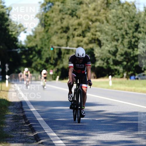 07.09.2025 - 19. Norderstedt Triathlon Michael Burmester http://msf.ph/oto/8839228 07.09.2025 14:40:01 Radfahren 428, 478, 982, 1486 meine-sportfotos.de