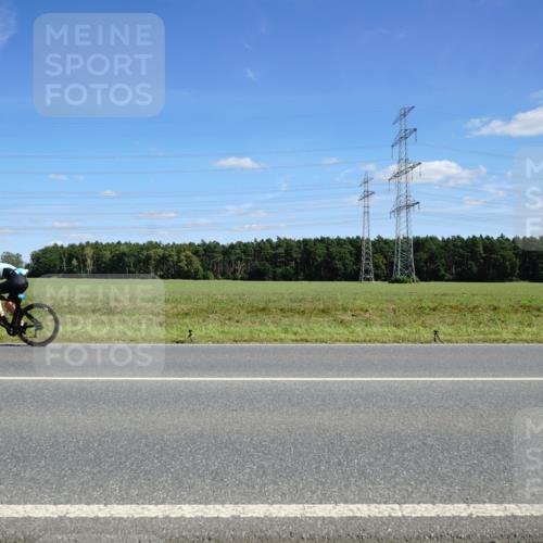 07.09.2025 - 19. Norderstedt Triathlon Michael Burmester http://msf.ph/oto/8839242 07.09.2025 14:20:51 Radfahren 1016 meine-sportfotos.de