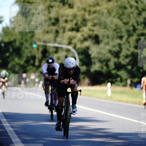 07.09.2025 - 19. Norderstedt Triathlon Michael Burmester http://msf.ph/oto/8839283 07.09.2025 14:40:50 Radfahren 364, 1414 meine-sportfotos.de