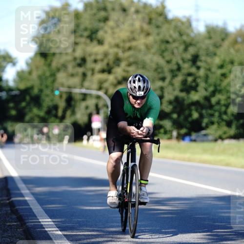07.09.2025 - 19. Norderstedt Triathlon Michael Burmester http://msf.ph/oto/8839294 07.09.2025 14:40:56 Radfahren 1034 meine-sportfotos.de