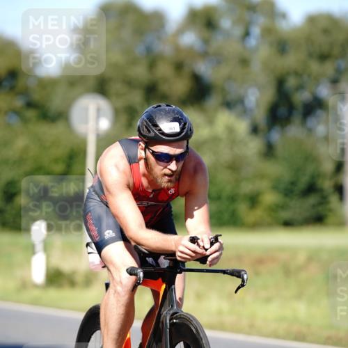 07.09.2025 - 19. Norderstedt Triathlon Michael Burmester http://msf.ph/oto/8839313 07.09.2025 14:41:13 Radfahren 474, 961 meine-sportfotos.de