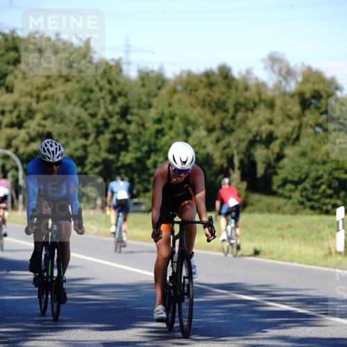 07.09.2025 - 19. Norderstedt Triathlon Michael Burmester http://msf.ph/oto/8839347 07.09.2025 14:41:27 Radfahren 373, 441, 896, 963, 1434 meine-sportfotos.de